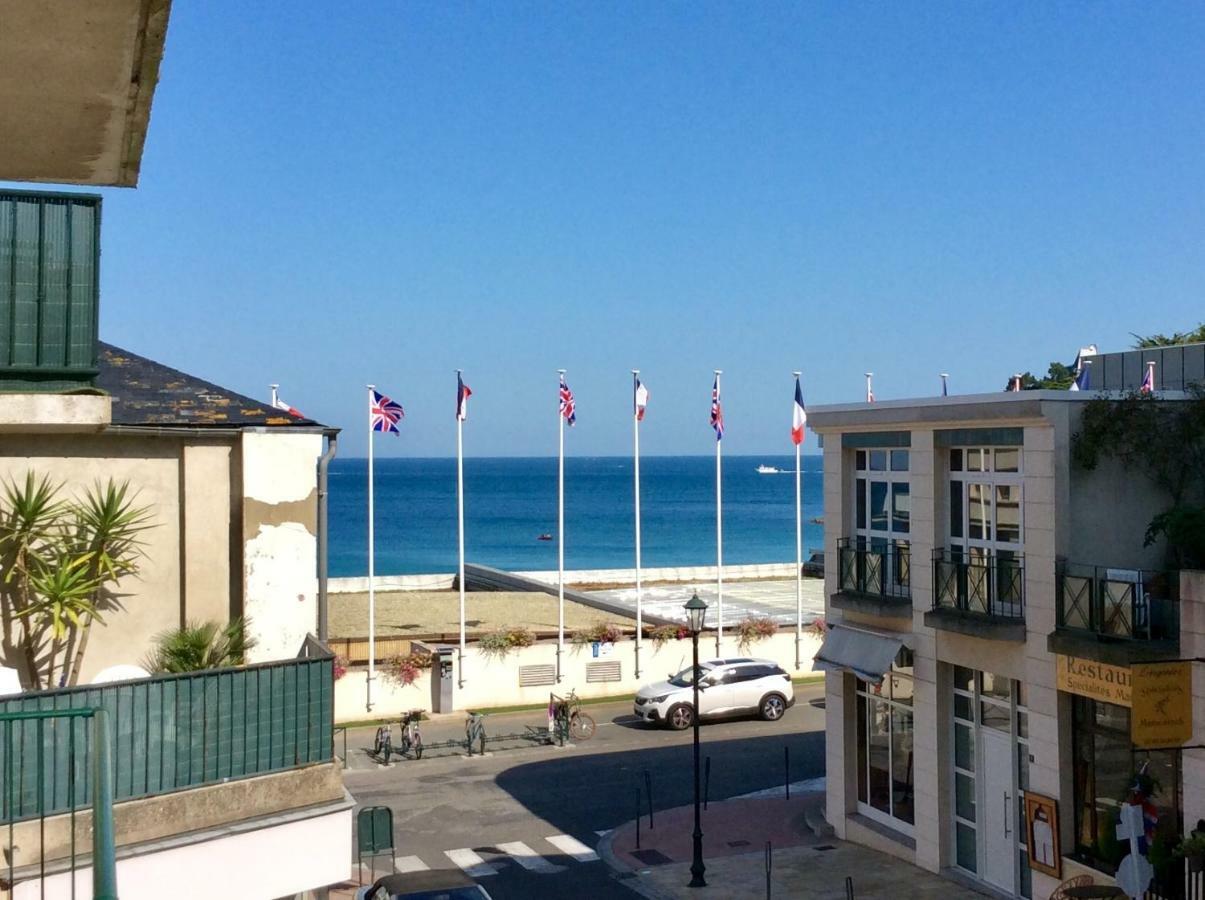 Les Studios Vue Mer Le Matlo Dinard Exterior photo